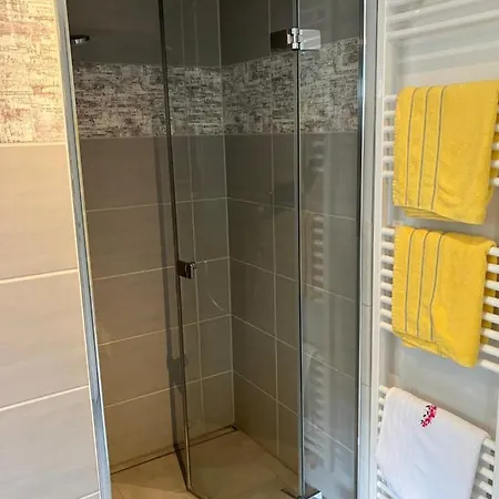 Bei Meyers - Herzklinik Apartment